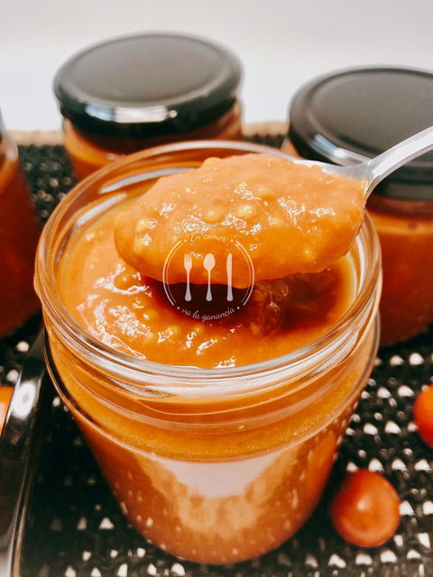 Salsa de tomate cherry casera