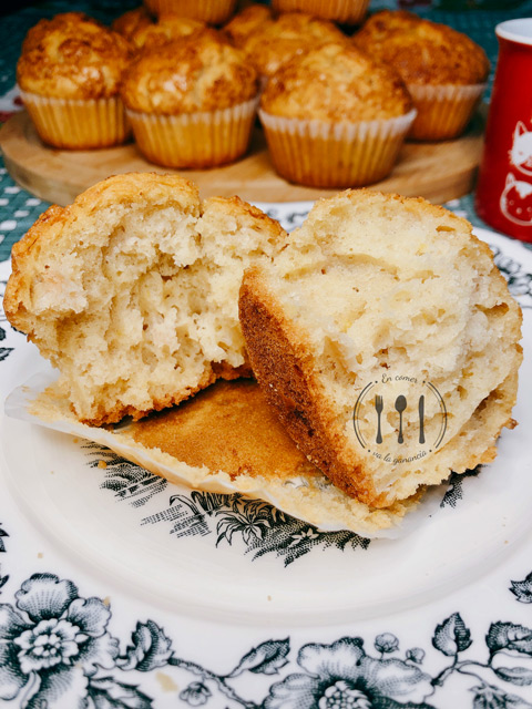 Magdalenas con leche de coco y manzana