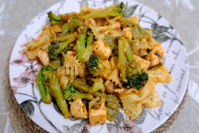 Pasta con salmón y brócoli 1 Pasta con salmón y brócoli