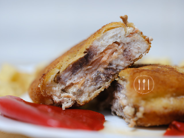 Cachopo de Emperador, Trucha Ahumada y Queso Crema. 2 Corte del cachopo de emperador, trucha ahumada y queso crema